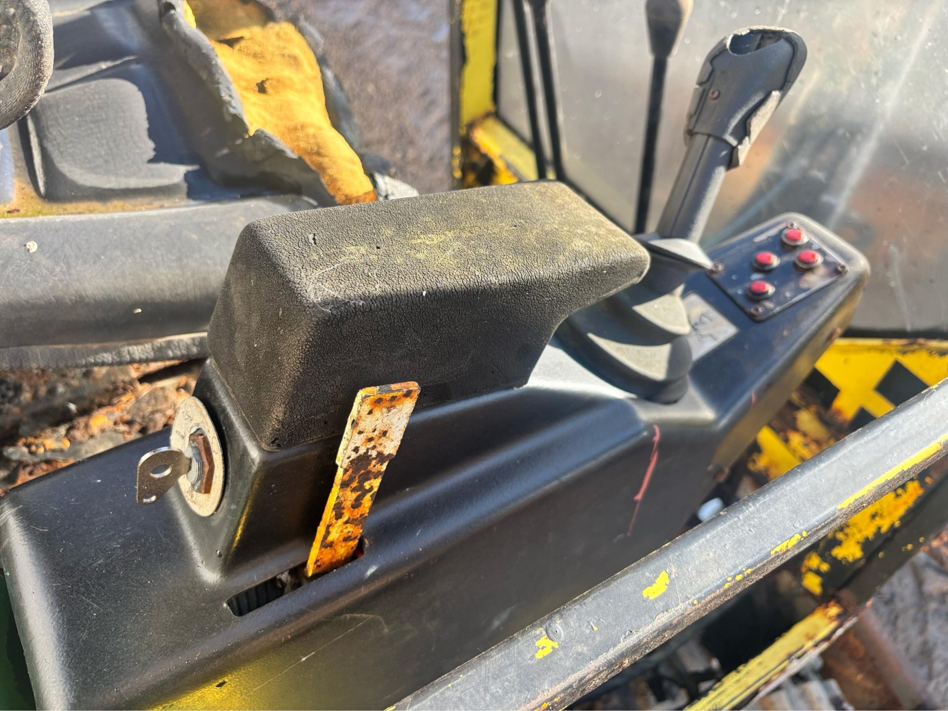 BOBCAT 1.5 TON MINI DIGGER EXCAVATOR KUBOTA ENGINE SPARES OR REPAIR - Image 5