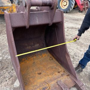 3 FOOT DIGGING BUCKET ON 80MM PINS FOR EXCAVATOR DIGGER