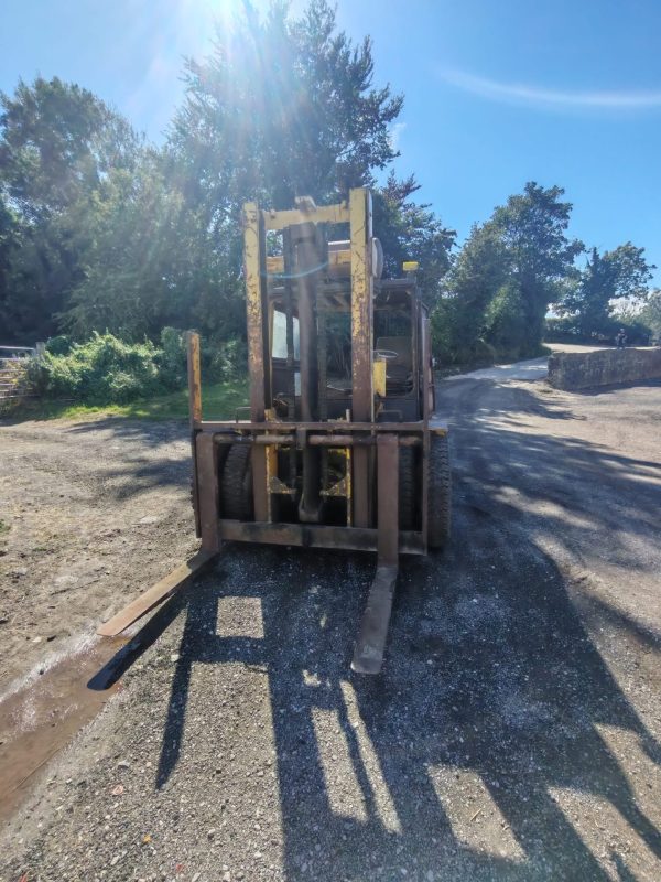 LANCER BOSS 7 TON DIESEL FORKLIFT TRUCK 7 TON LIFT , FULL CAB FORK LIFT - Image 9