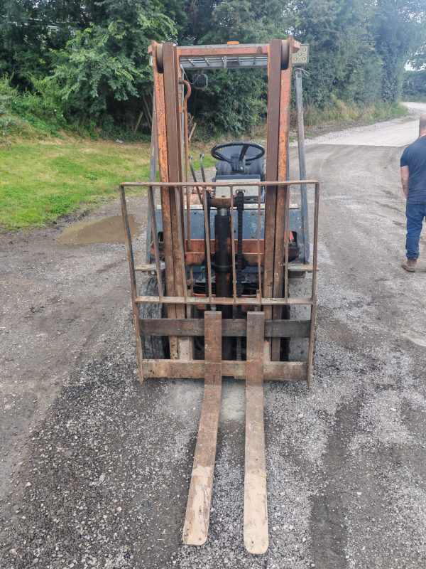 TOYOTA 2 TON LIFT DIESEL FORKLIFT TRUCK TOYOTA DIESEL ENGINE CONTAINER SPEC