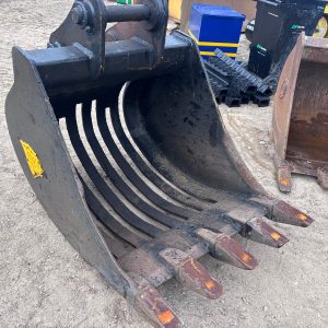 JCB 3 FOOT RIDDLE SHAKER SCREEN BUCKET 65MM PINS EXCAVATOR DIGGER
