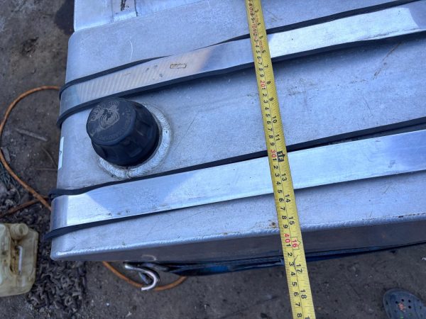 200L CHASSIS MOUNTED HYDRAULIC TANK WITH BRACKET FOR LORRIE TRUCK WAGON - Image 4
