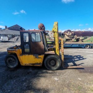 LANCER BOSS 7 TON DIESEL FORKLIFT TRUCK 7 TON LIFT , FULL CAB FORK LIFT