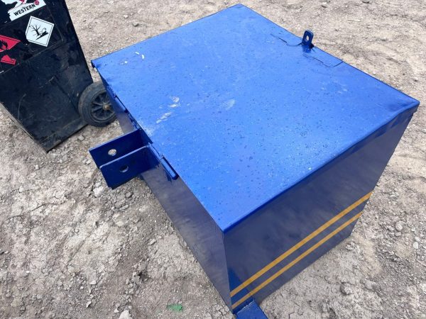 3 POINT FRONT LINKAGE MOUNTED TOOLBOX HEAVY DUTY FOR TRACTOR AGRICULTURE - Image 2