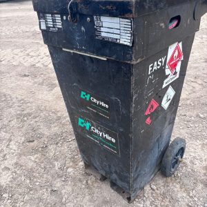 WESTERN BUNDED FUEL BOWSER FORK POCKETS UNDERNEATH 105 LITRE CAPACITY 2014