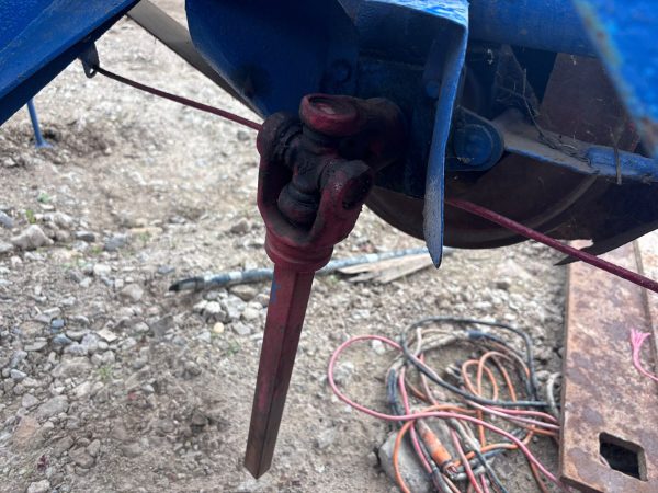 PTO OPERATED SAW BENCH TO SUIT 3 POINT LINKAGE TRACTOR MOUNTED LOG CUTTER - Image 3