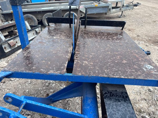PTO OPERATED SAW BENCH TO SUIT 3 POINT LINKAGE TRACTOR MOUNTED LOG CUTTER - Image 6