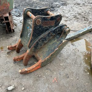 5 TYNE FIXED WASTE SCRAP GRAPPLE GRAB 45MM PINS EXCAVATOR DIGGER