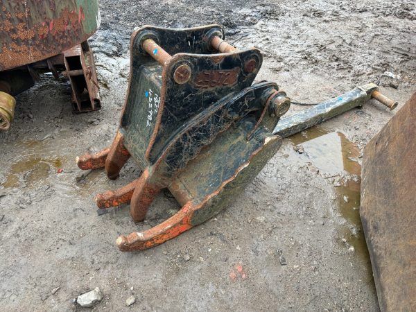 5 TYNE FIXED WASTE SCRAP GRAPPLE GRAB 45MM PINS EXCAVATOR DIGGER