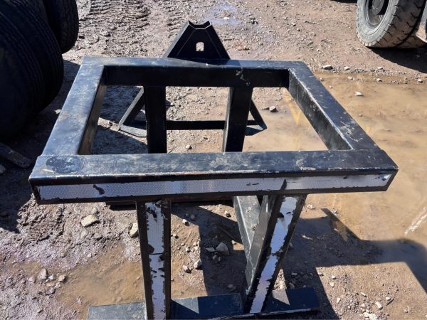 QUICKFENCER FENCE FENCING ATTACHMENT FRONT LINKAGE TRACTOR TOOL CARRIER - Image 4
