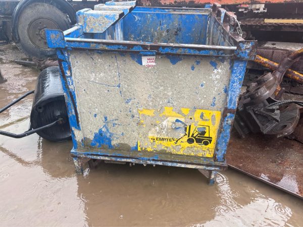 FORKLIFT TIPPING DROP BOTTOM SKIP DIESEL FORKLIFT TRUCK - Image 2