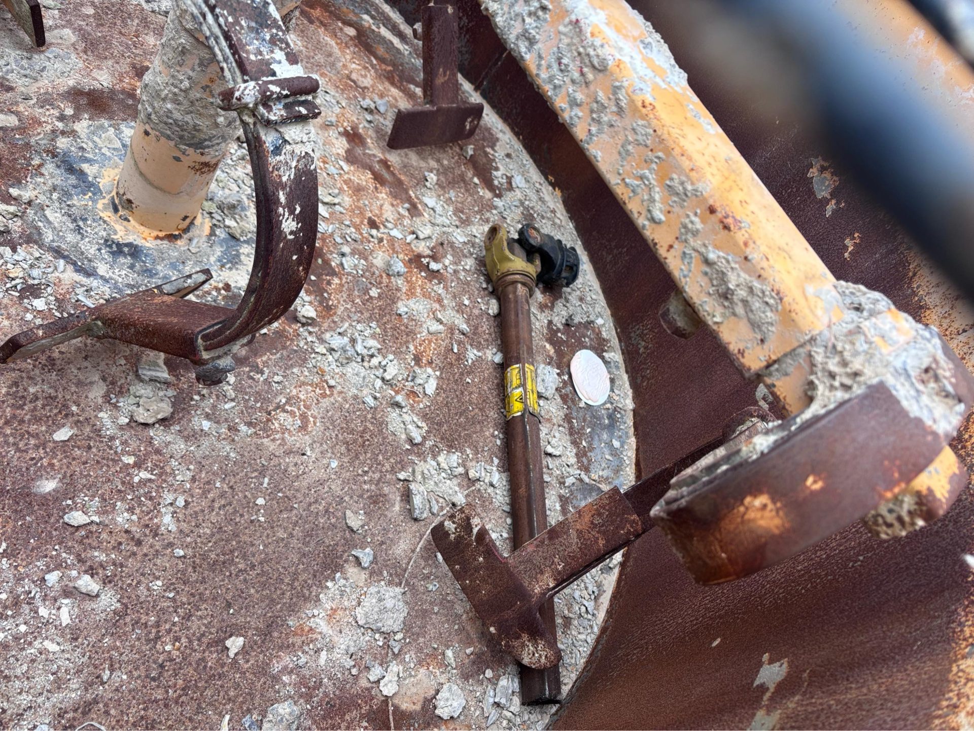 CONCRETE CEMENT PAN MIXER - 3 POINT LINKAGE FOR TRACTOR TELEHANDLER PTO DRIVEN - Image 4