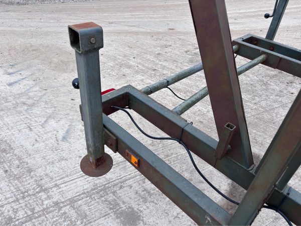 TWIN AXLE PIPE COIL TRAILER HIGHWAYS UTILITYS SERVICES GAS WATER PIPE DIGGER - Image 3