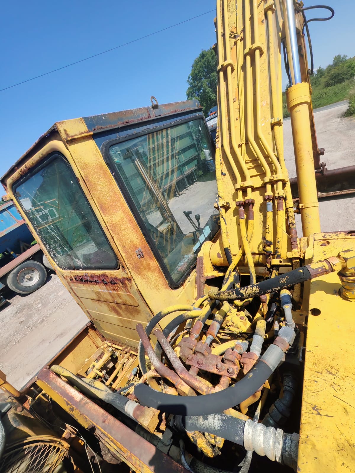 KOMATSU PC150 EXCAVATOR DIGGER C/W GRADING BUCKET GOOD UNDERCARRIAGE - Image 13