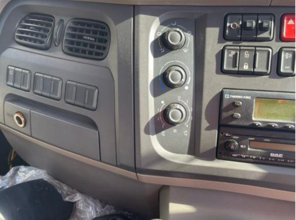 2015 DAF LF220 18 TON RIGID FRIDGE WAGON TRUCK LORRIE THERMOKING - Image 14