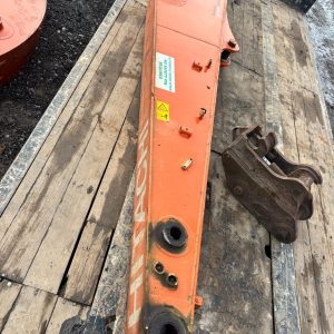 HITACHI ZX210 EXCAVATOR DIGGER DIPPER ARM ONLY NO HYDRAULIC RAMS