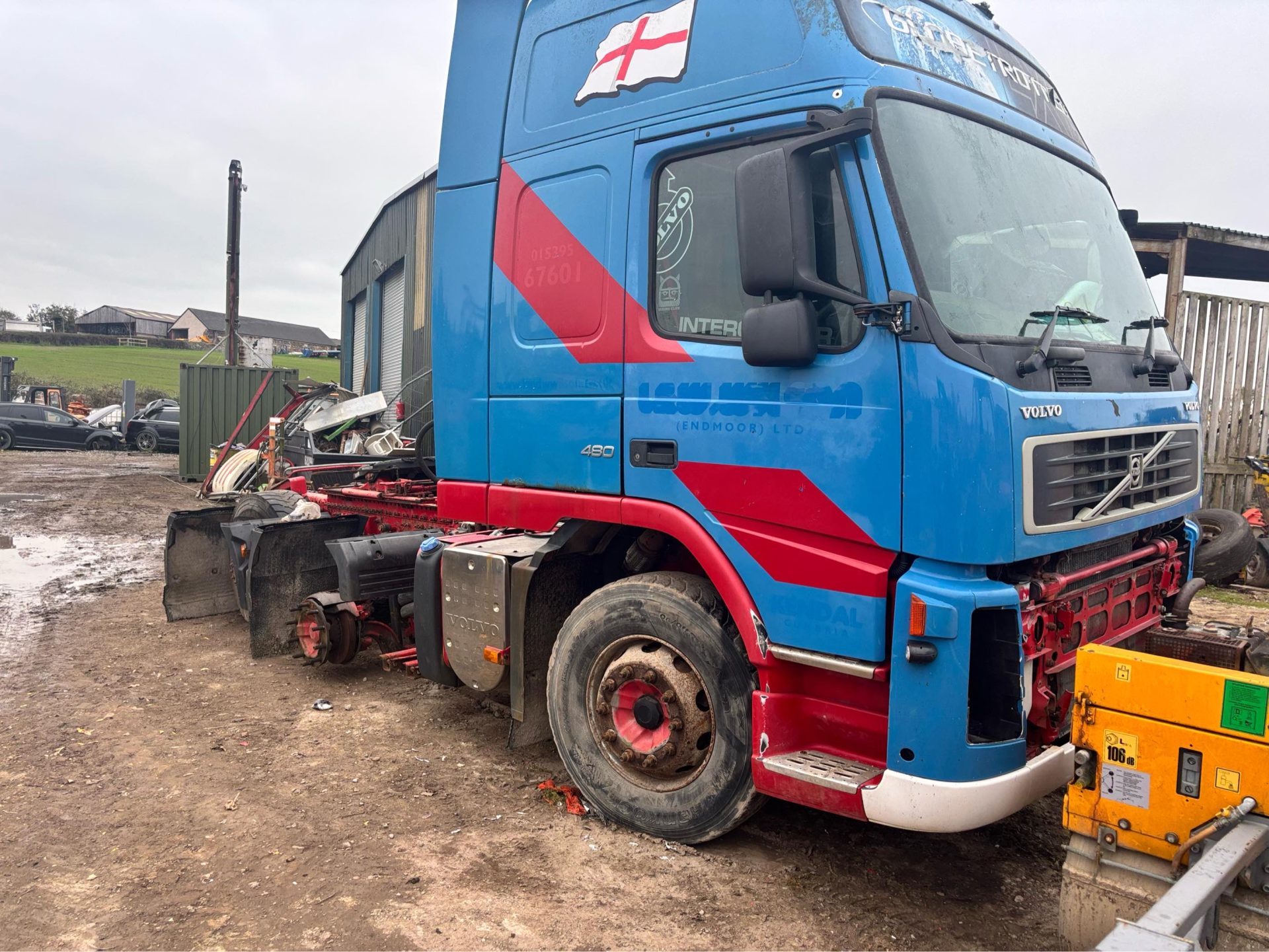 2009 VOLVO FH  TRACTOR UNIT WAGON TRUCK POWERPACK AXLES AND DIFF IS GOOD