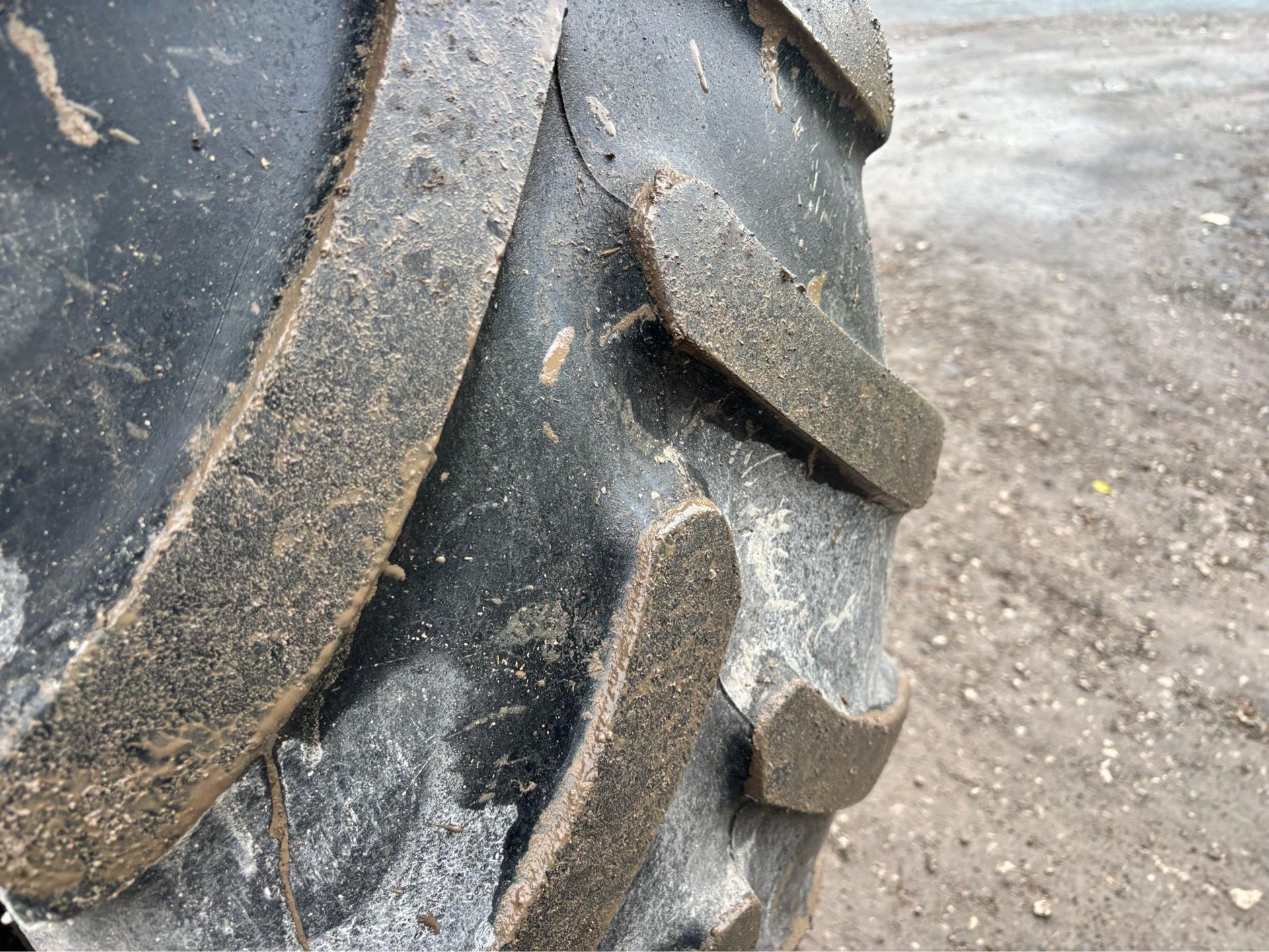 1996 MASSEY FERGUSON 6180 TRACTOR 4 WHEEL DRIVE 6700 HOURS DYNASHIFT GEARBOX - Image 15