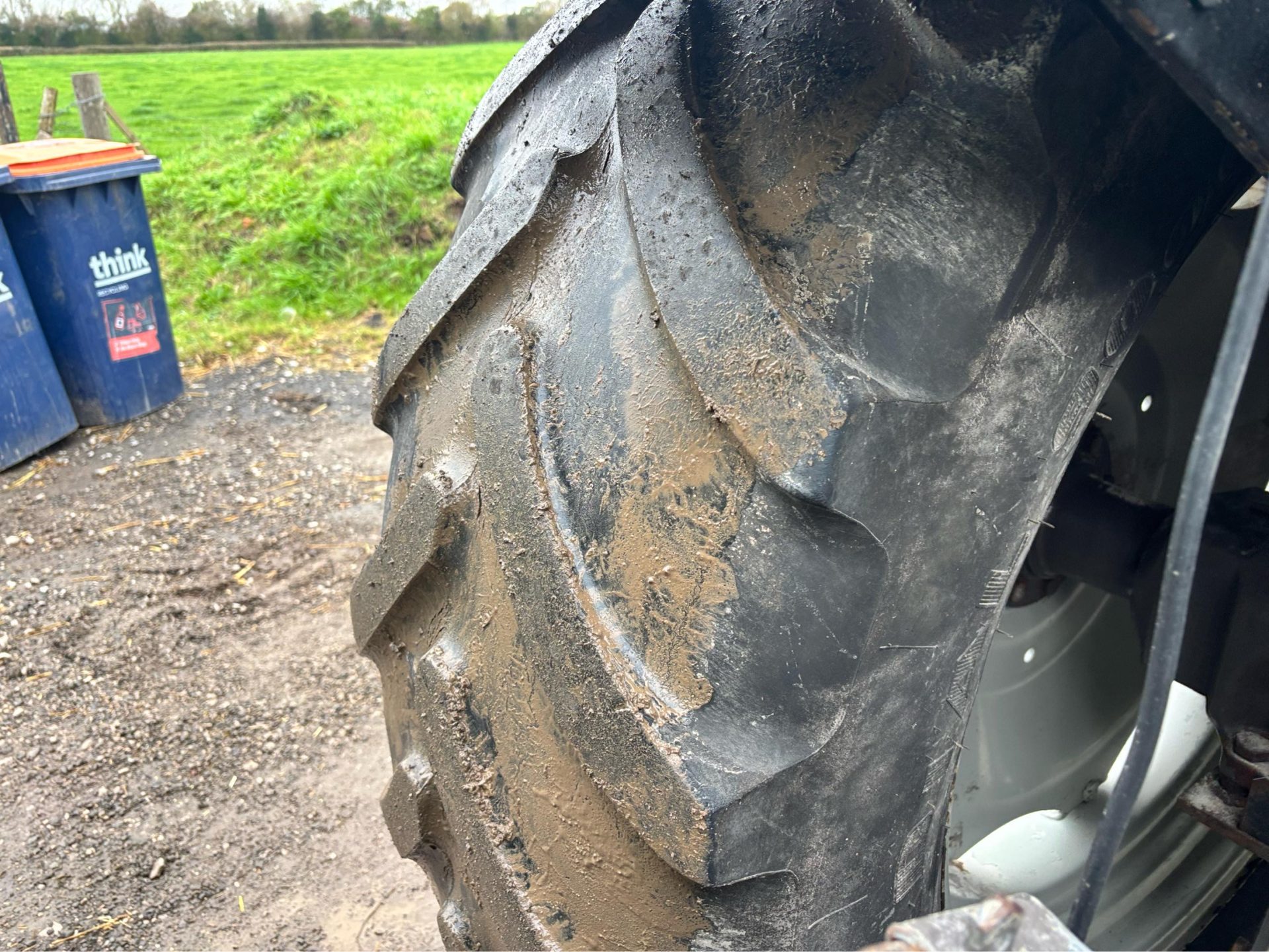 1996 MASSEY FERGUSON 6180 TRACTOR 4 WHEEL DRIVE 6700 HOURS DYNASHIFT GEARBOX - Image 14