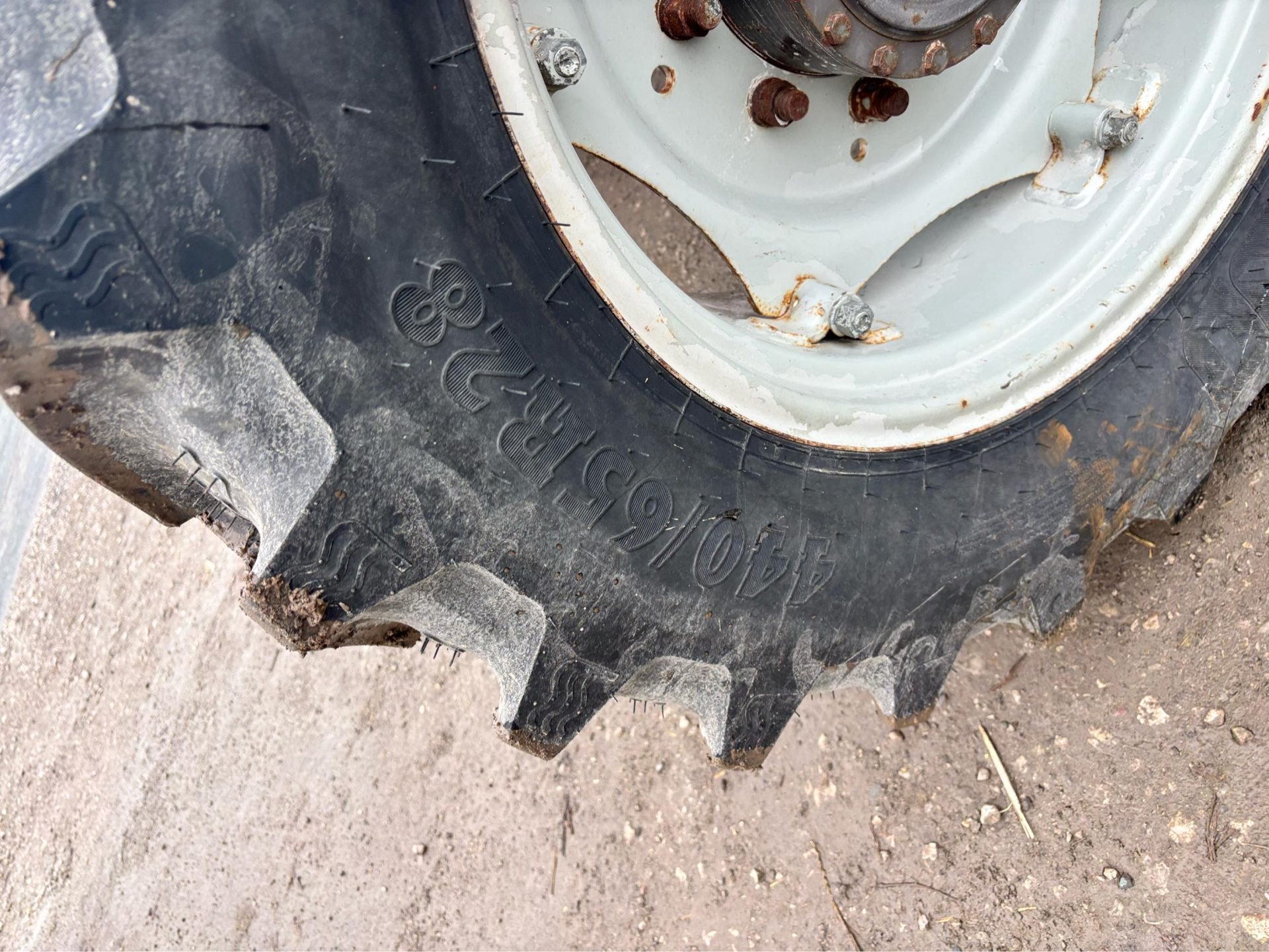 1996 MASSEY FERGUSON 6180 TRACTOR 4 WHEEL DRIVE 6700 HOURS DYNASHIFT GEARBOX - Image 7