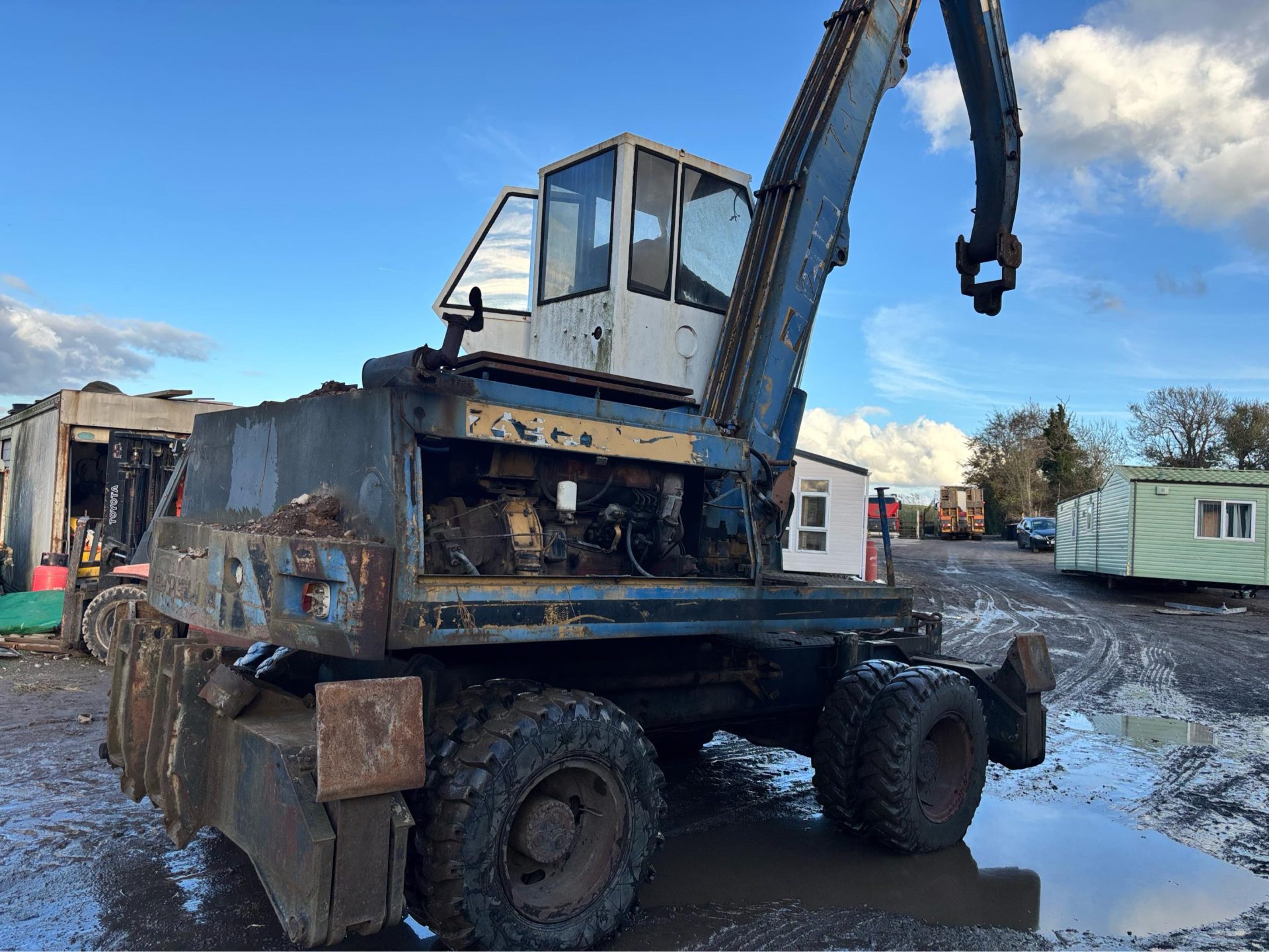 ZEPPELIN RUBBER DUCK WHEELED EXCAVATOR DIGGER SCRAP YARD 4 CYLINDER DEUTZ ENGINE - Image 9