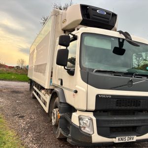 2015 VOLVO FE320 - 26 TON RIGID FRIDGE WAGON TRUCK LORRIE