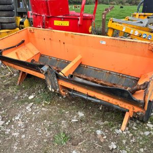 EPOKE BUNCE TMK10 SALT SPREADER TRAILER DROP GRITTER