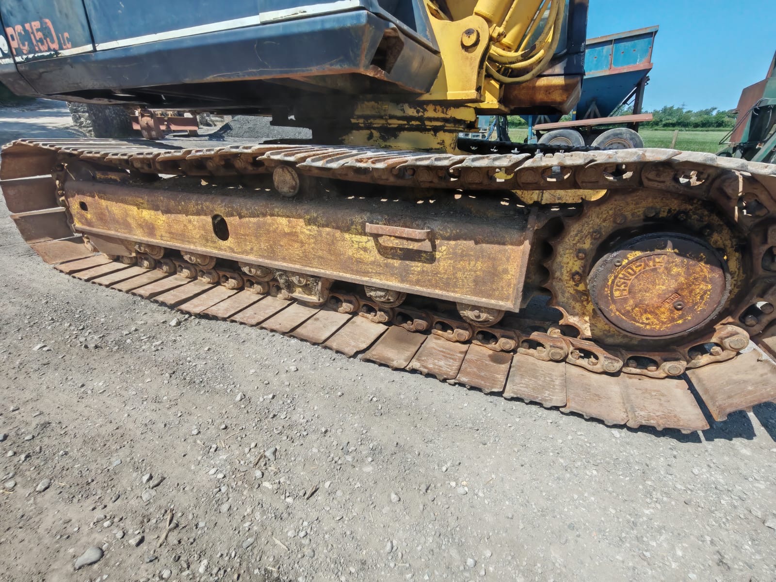 KOMATSU PC150 EXCAVATOR DIGGER C/W GRADING BUCKET GOOD UNDERCARRIAGE - Image 10
