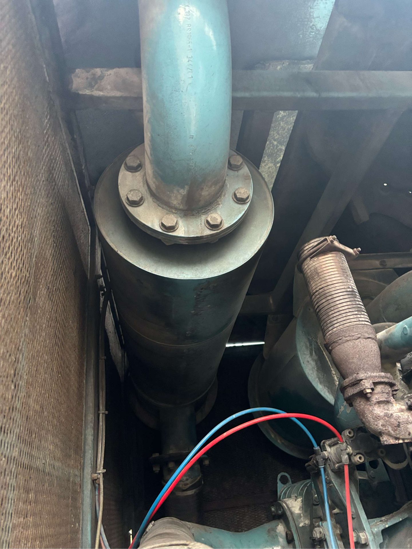 1993 WHALE VACUUM TANKER DRY WASTE SLURRY TANK - TIPPING BODY FILTER SYSTEM - Image 5