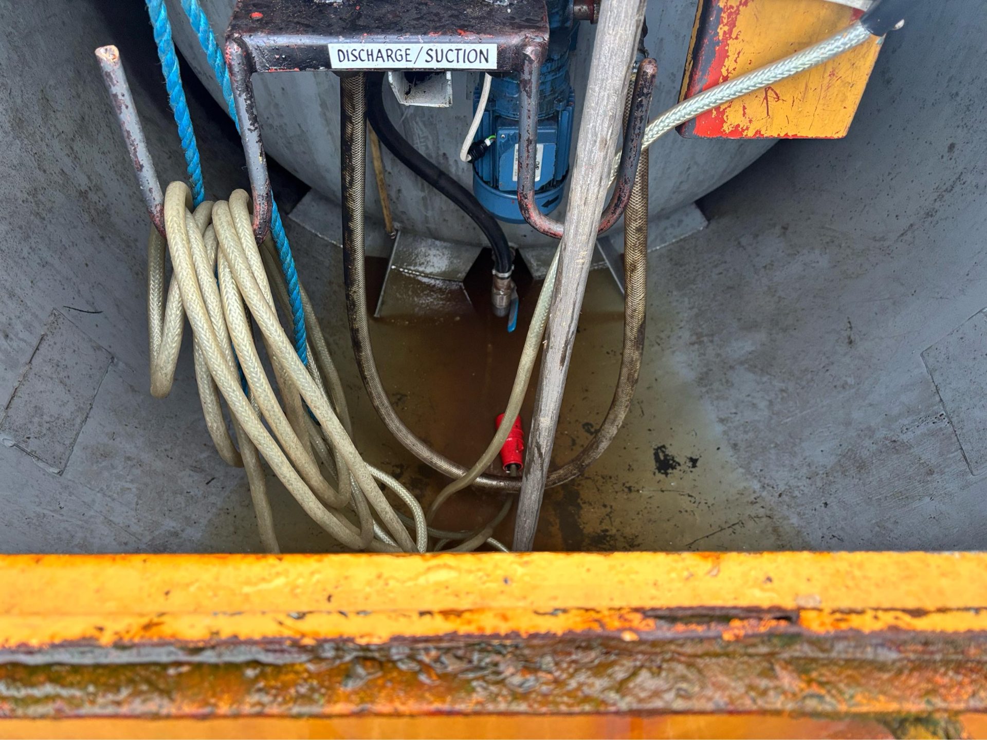 TRACTOR DIGGER TELEHANDLER BUNDED FUEL BOWSER TANKER DIESEL OIL BUND - Image 7