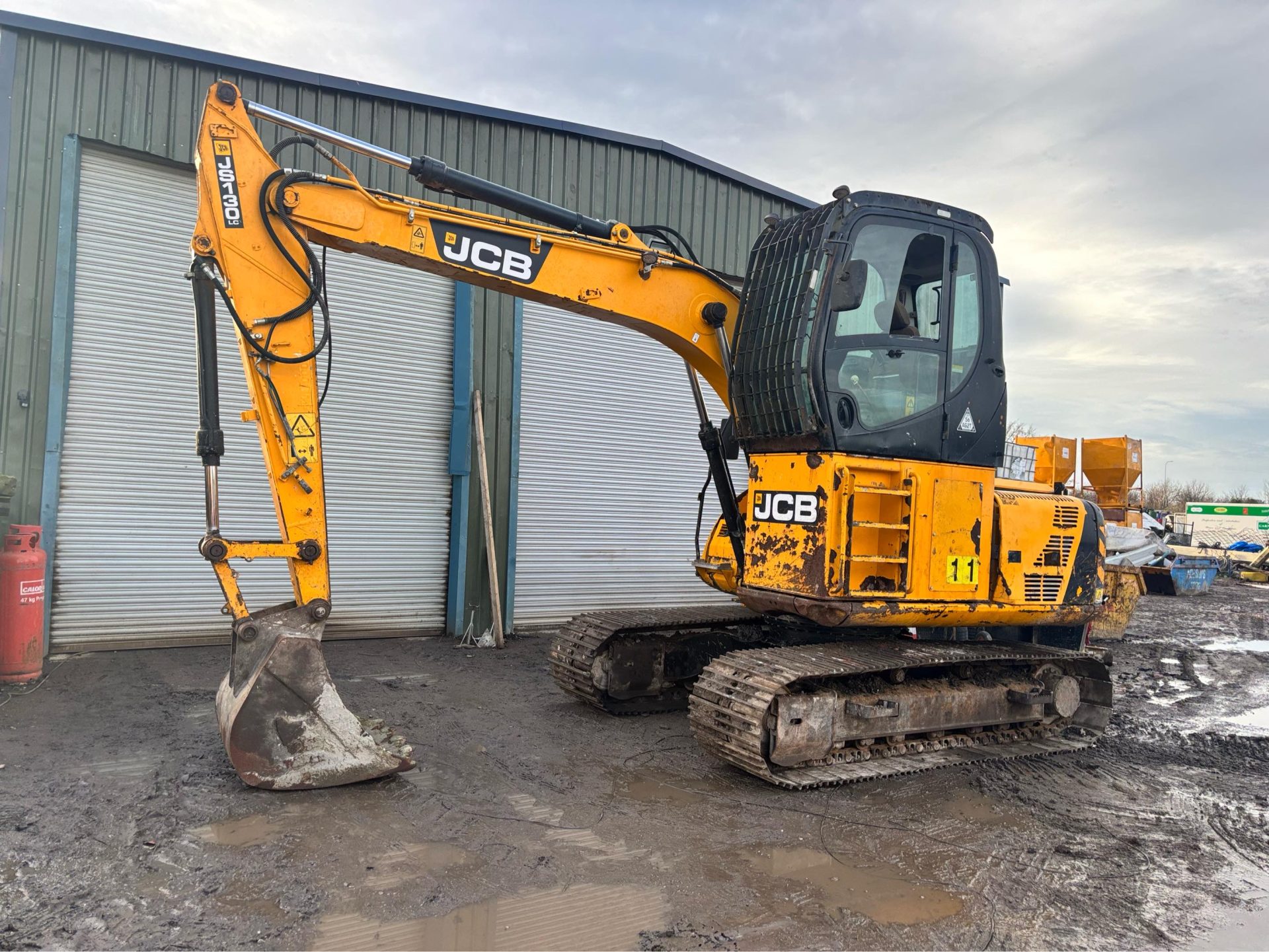 2012 JCB JS130 HIGH CAB EXCAVATOR DIGGER MATERIALS REHANDLER PIPED FOR GRAB