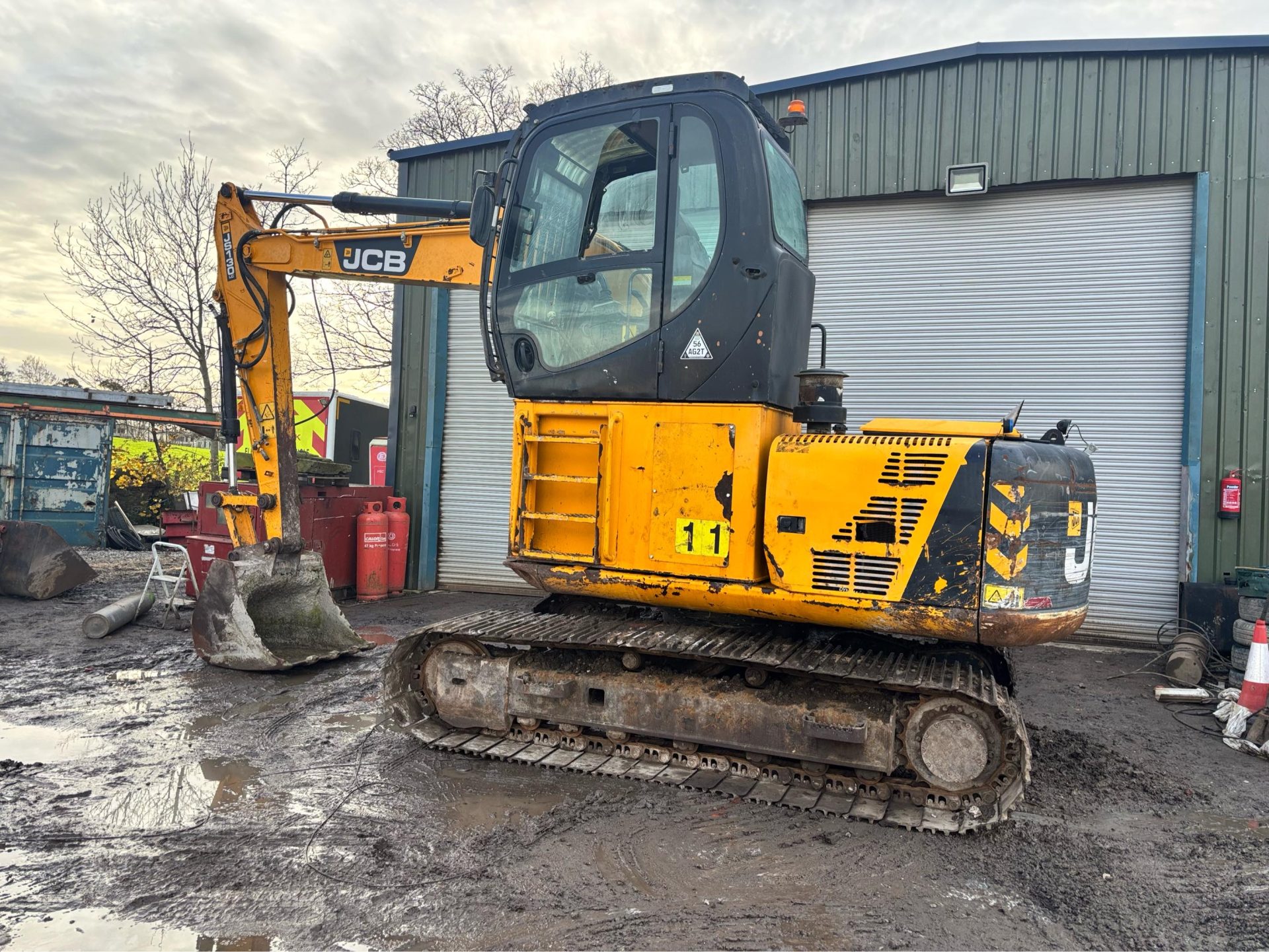 2012 JCB JS130 HIGH CAB EXCAVATOR DIGGER MATERIALS REHANDLER PIPED FOR GRAB - Image 13