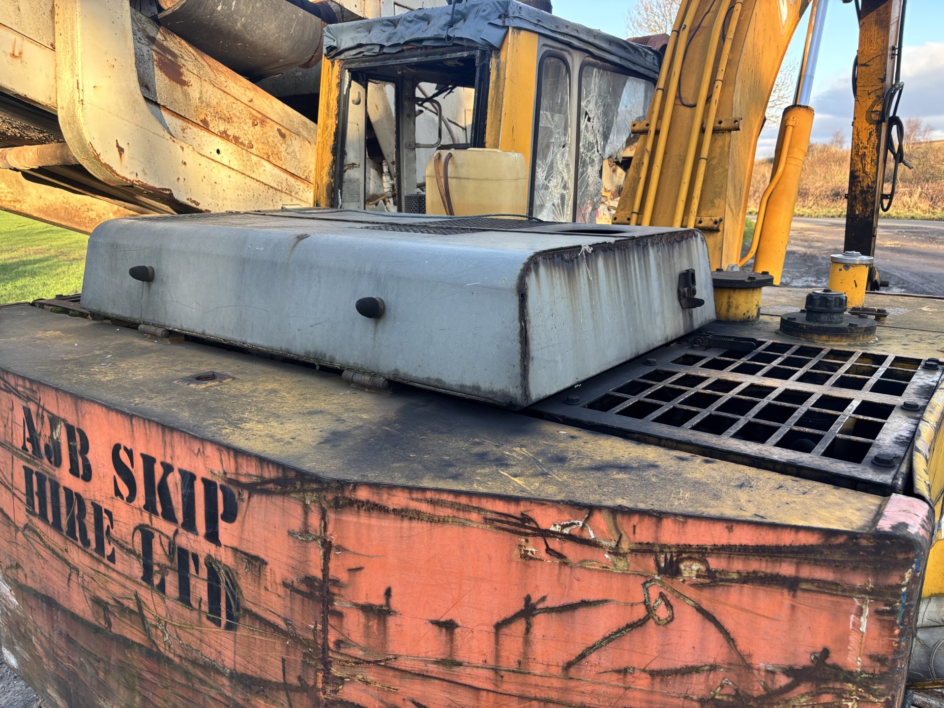 JCB JS130 TRACKED EXCAVATOR DIGGER 4 CYLINDER ISUZU ENGINE GOOD HYDRAULIC LOADER - Image 16