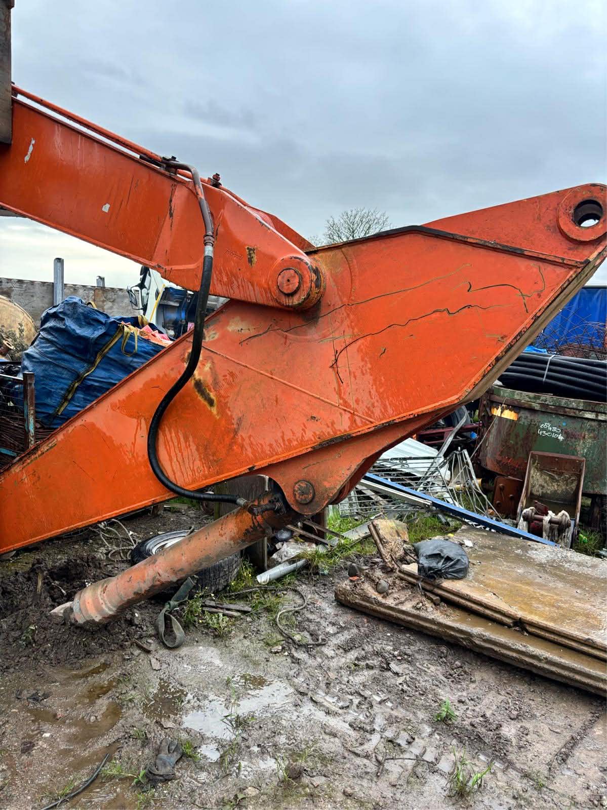 FIAT HIATACHI FH220 DIPPER ARM DIGGER BREAKING CONSTRUCTION - Image 5
