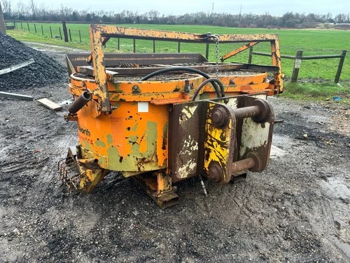 HYDRAULIC DRIVEN CONCRETE PAN MIXER EXCAVATOR DIGGER 80MM PINS FORKLIFT LOADALL