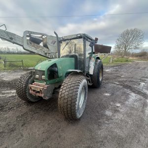 RENAULT 550 /610 TRACTOR GRASS TYRES GOLF COURSE FARM AGRICULTURAL FARMING PTO