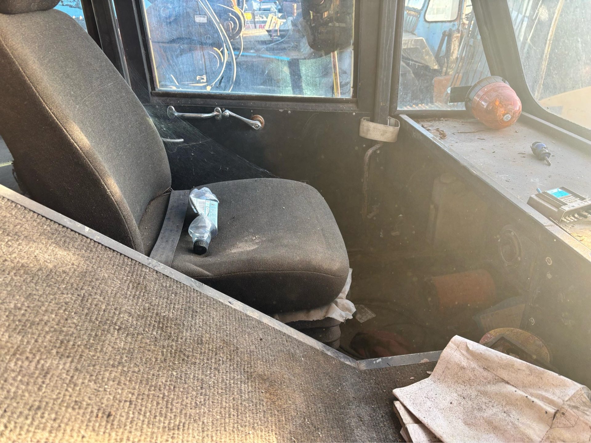 GROVE 315M ALL TERRAIN MOBILE CRANE SEPERATE CAB 4 WHEEL DRIVE 18 TON - Image 11