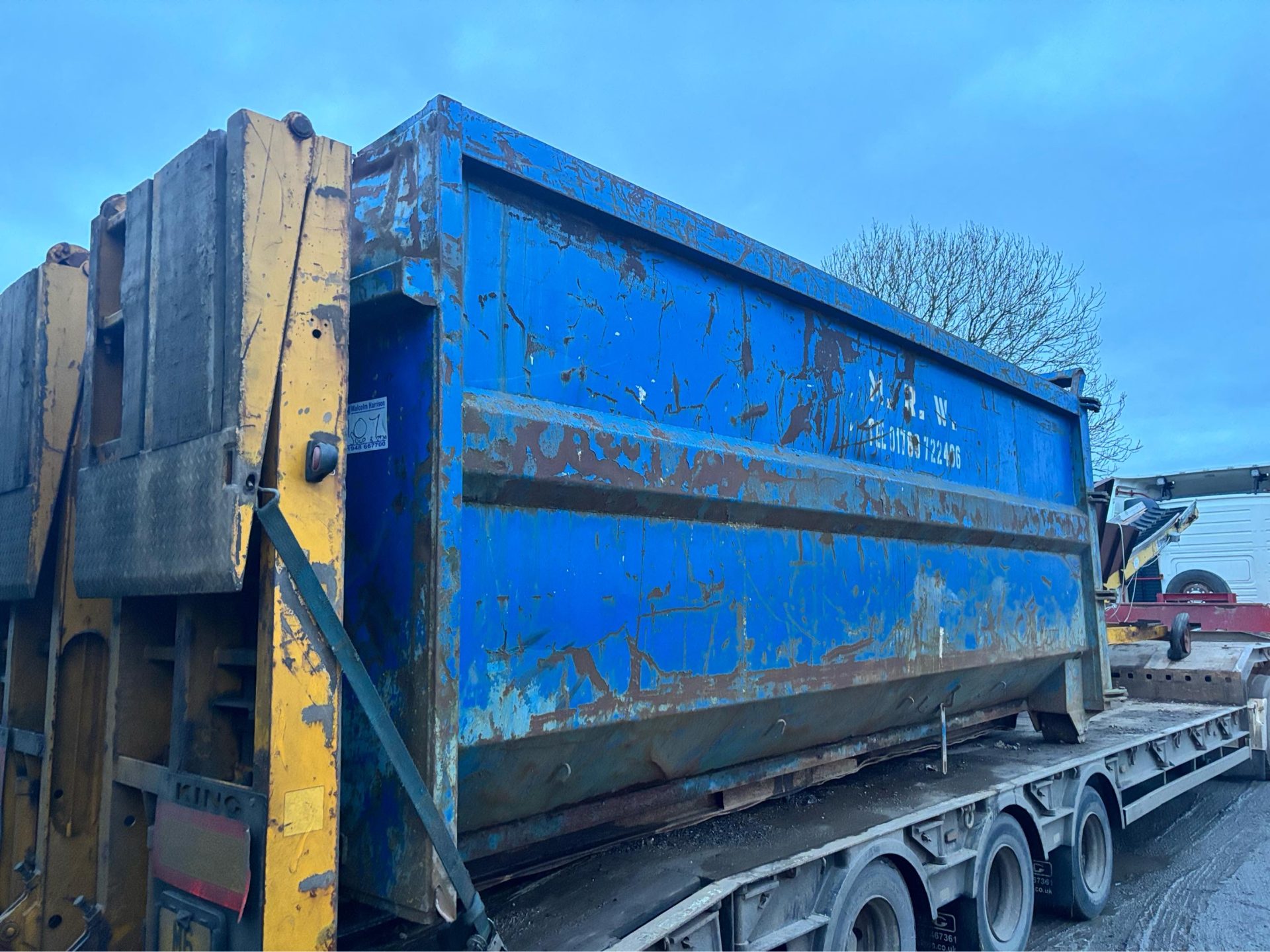 30 YARD ROLL ON ROLL OFF SKIP HOOKLIFT HOOK LOADER SKIP TRUCK WAGON BIN