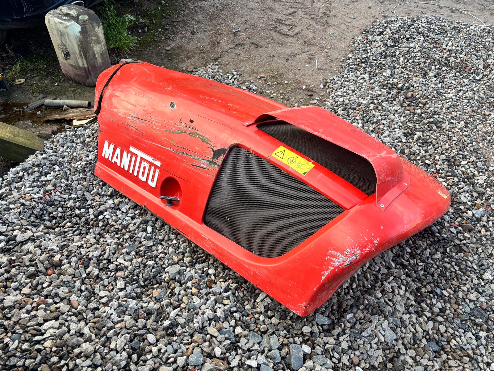 MANITOU TELEHANDLER TELEPORTER TELESCOPIC LOADING SHOVEL BONNET COVER - Image 3
