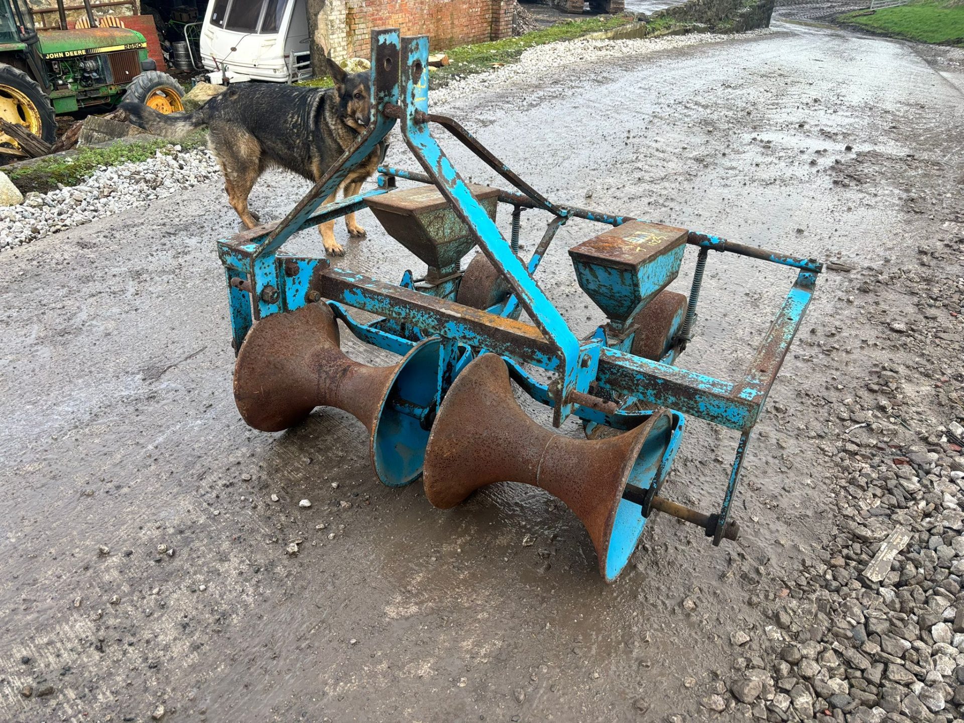 ERNEST WEBB TURNIP SEEDER AGRICULTURAL FARMING FARM TRACTOR VINTAGE IMPLEMENT