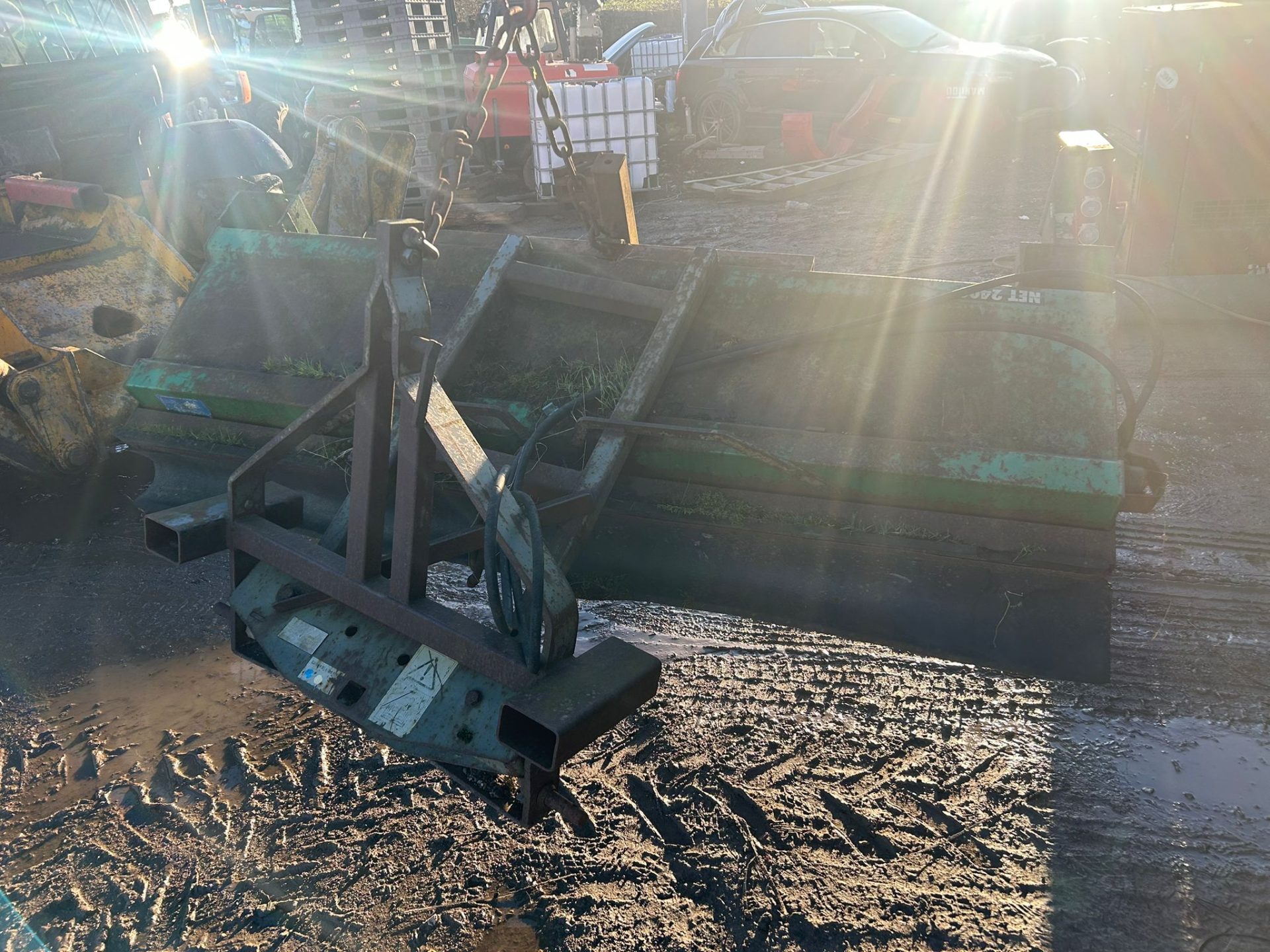 3 POINT LINKAGE ROAD SWEEPER ATTACHMENT TRACTOR FORWARD REVERSE HYDRAULIC - Image 8