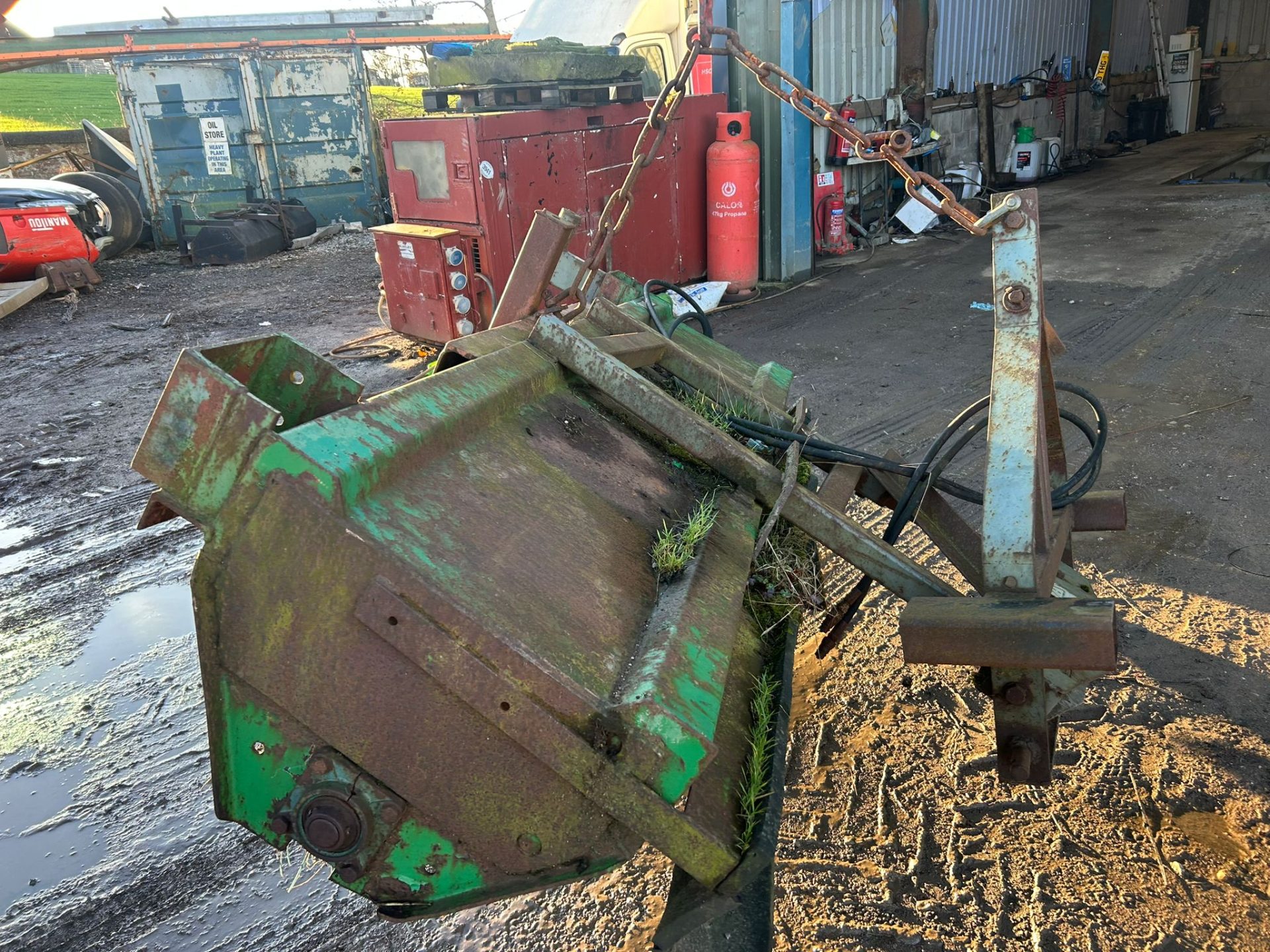 3 POINT LINKAGE ROAD SWEEPER ATTACHMENT TRACTOR FORWARD REVERSE HYDRAULIC - Image 9