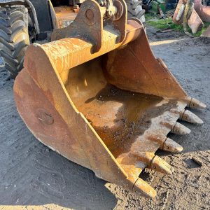 STRICKLAND BUCKET – 5 FOOT – 80MM PINS – EXCAVATOR / TELEHANDLER / DIGGER