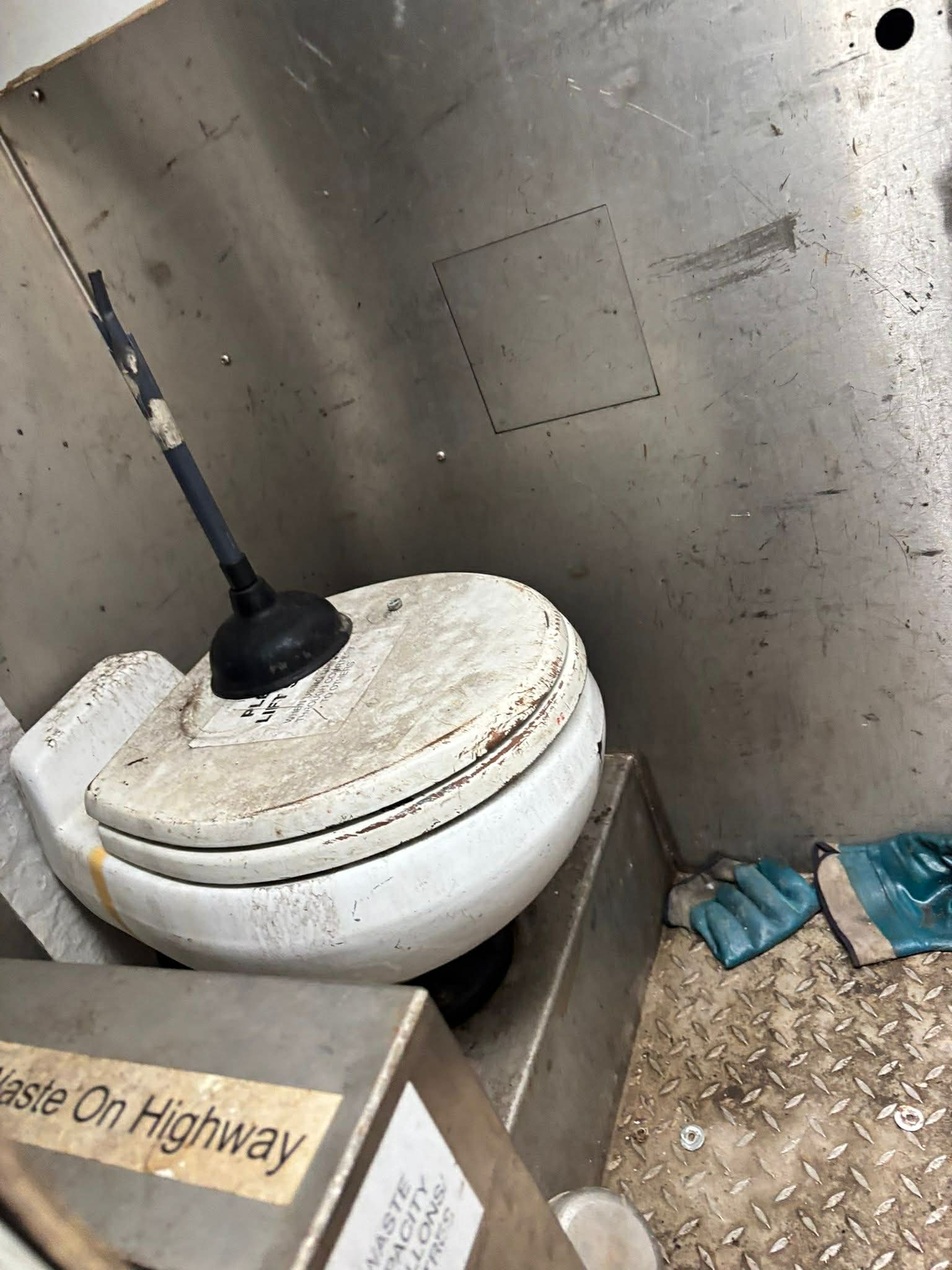 2009 FORD TRANSIT ESCORT VEHICLE GARIC VAN WELFARE DIESEL TOWBAR LOWBAR CAMPER - Image 12