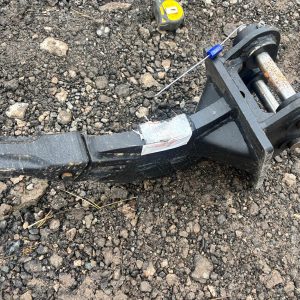 RIPPER TOOTH ON 30 MM PINS TO SUIT MINI EXCAVATOR