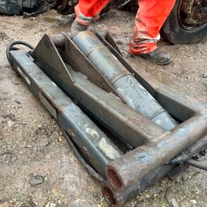 UNDERFLOOR LIFTING RAM DEL EQUIPMENT RL C20 RIGID HOOK LOADER SKIP HYDRAULIC RAM