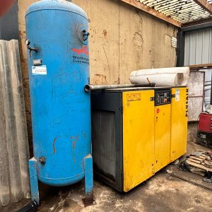 KAESER CS121 75KW ROTARY SCREW AIR COMPRESSOR + 930 LITRE AIR RECEIVER TANK 400V 3 PHASE 7.5 BAR