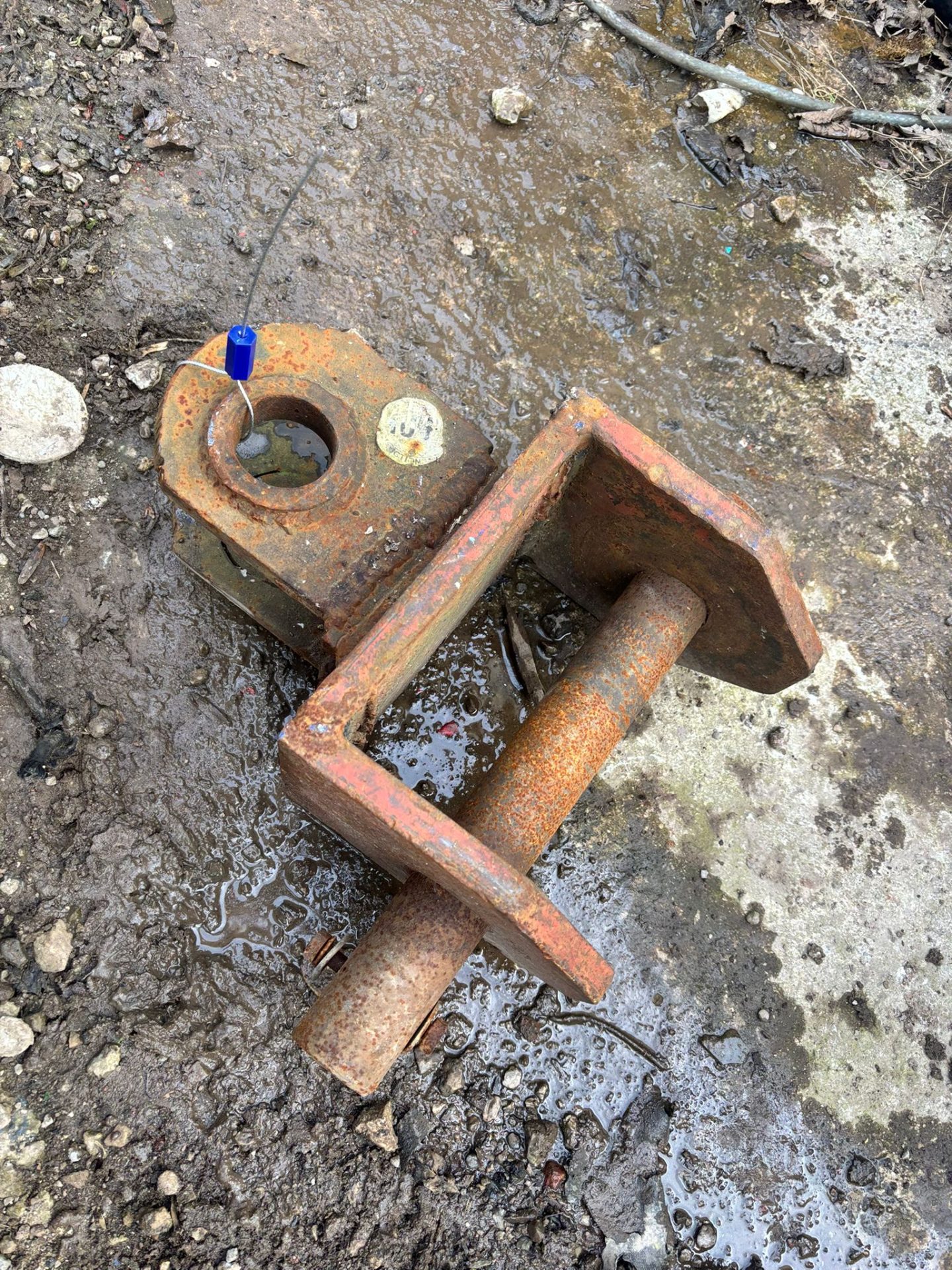 EXCAVATOR GRAB MOUNT BRACKET MINI DIGGER ATTACHMENT