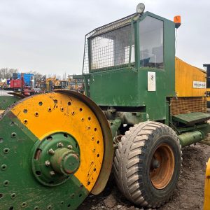 DOUBLE DRUM HIGH SPEED GLIDER WINCH LOGGING FORESTRY WINCH CUMMINS 6 CYLINDER
