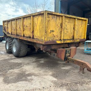20 TON TIPPING TRAILER TWIN AXLE 8 STUD WHEELS 700 WIDE TYRES SPRUNG DRAWBAR